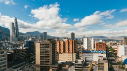 kolumbia rozmieszcza wojska przy granicy z wenezuelą