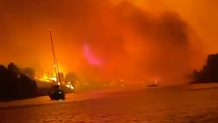 Požiar na ostrove Brač.