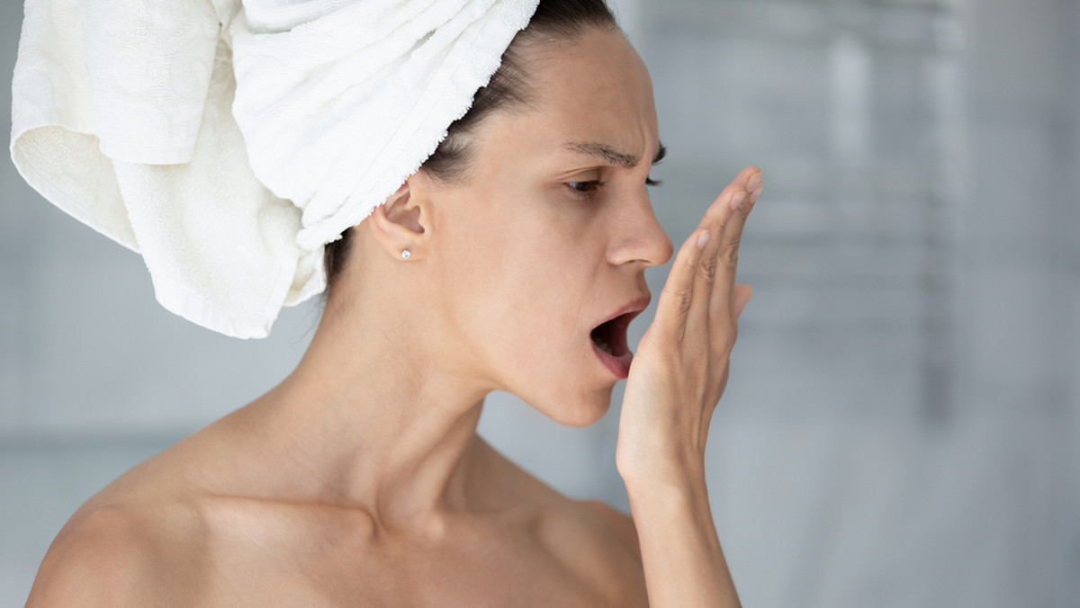 Brzydki zapach z ust może być objawem raka