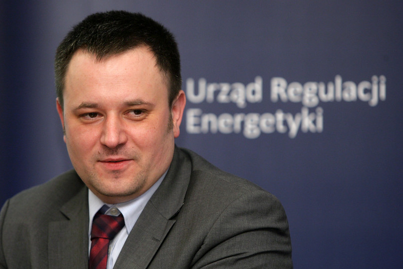 Prezes Urzędu Regulacji Energetyki Mariusz Swora poinformował, że nie widzi podstaw do zmian taryf na energię elektryczną. Fot. PAP