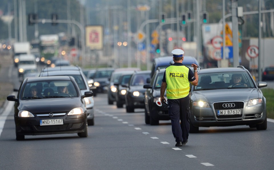 WARSZAWA POLICJA TRZEZWY PORANEK