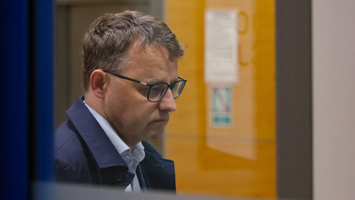 Prokuratura przygotowuje list do Węgier w sprawie Marcina Romanowskiego, podejrzanego w aferze Funduszu Sprawiedliwości [Źródło: Onet]