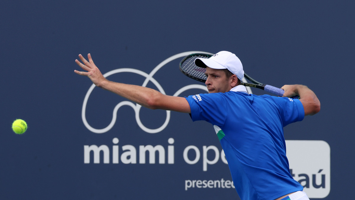 Hubert Hurkacz - Milos Raonic: kiedy i o której? Transmisja tv i online live. Tenis