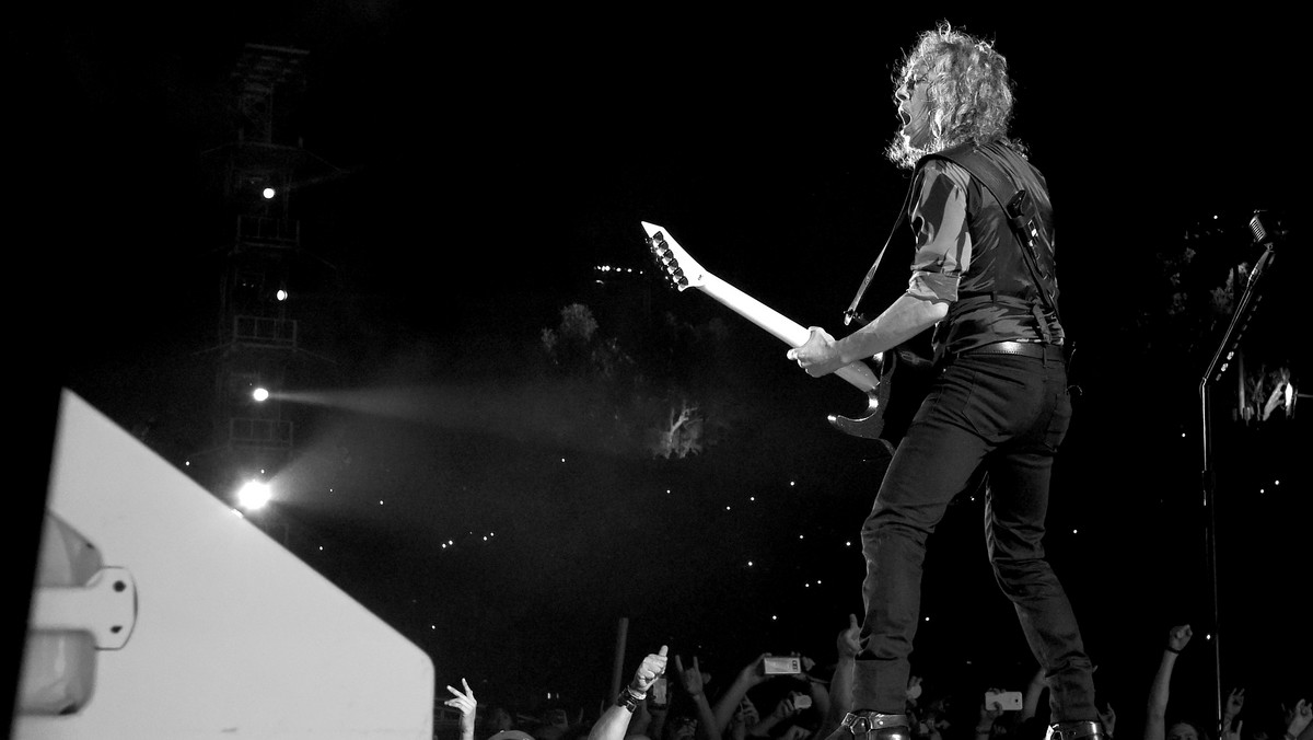 Covery to niełatwe zadanie. Przekonali się o tym członkowie zespołu Metallica na koncercie w Szwecji, kiedy próbowali zmierzyć się z klasykiem ABBY pt. "Dancing Queen".