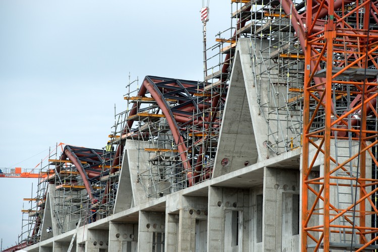 W węźle multimodalnym oprócz peronów kolejowych, znajdą się przystanki autobusów regionalnych i miejskich, tramwajów, a także parkingi dla pojazdów osobowych.<br><br> (gm/zuz) PAP/Grzegorz Michałowski