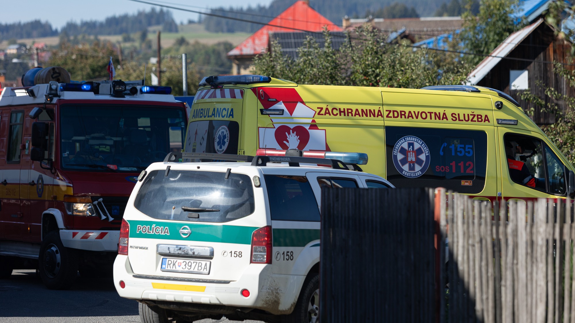 Na základnej škole v obci Staškov útočil žiak.