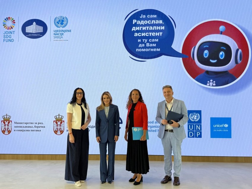 Ministarke Jelena Žarić Kovačević, Milica Đurđević Stamenkovski, direktorka kancelarije UNICEF-a Karol Vinjo i direktor Kancelarije za IT i eUpravu Mihailo Jovanović