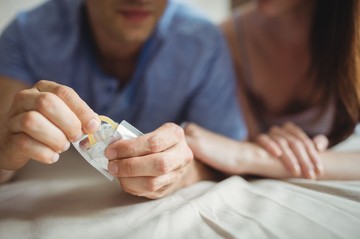 Óvszerhasználat mellett is elkaphatom a HPV-t? Itt a szakorvos válasza