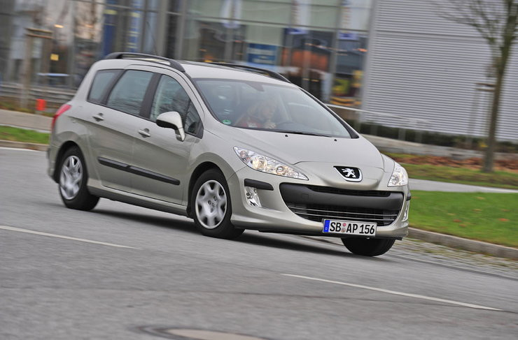 Peugeot 308 - czy można samodzielnie dolać płynu do filtra FAP?