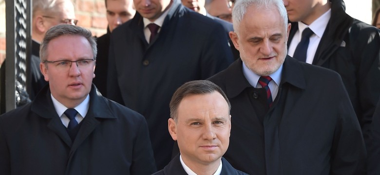 Student z zarzutami znieważenia głowy państwa. Prokuratura bada obraźliwy wpis o Dudzie
