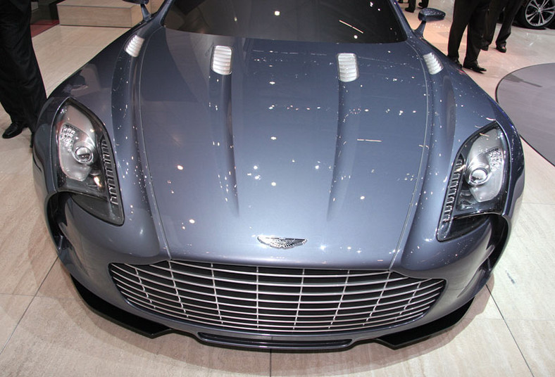 Genewa 2009: Aston Martin One-77 – oficjalna premiera