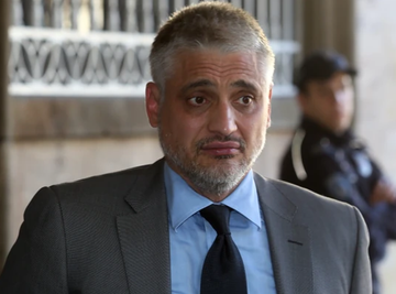 "ISTINA SE PRIKRIVA, boravi u stanu BEZ PRAVNOG OSNOVA I NE IZMIRUJE OBAVEZE!" Oglasila se žena koja tvrdi da je vlasnica nekretnine u kojoj živi Čeda Jovanović