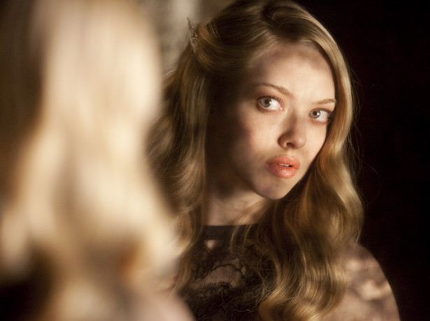 Amanda Seyfried na tropie mordercy