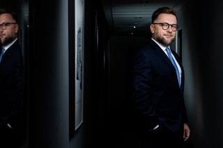 Tober: Jak ktoś z osiągnięciami zawodowymi i jakąś pozycją pójdzie zarabiać 8 tys. na rękę? [WYWIAD]