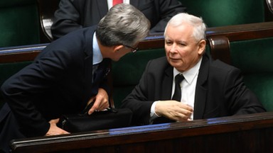 Jarosław Kaczyński broni Stanisława Piotrowicza. "Nie zrobił nic złego w PRL, więcej - on pomagał"