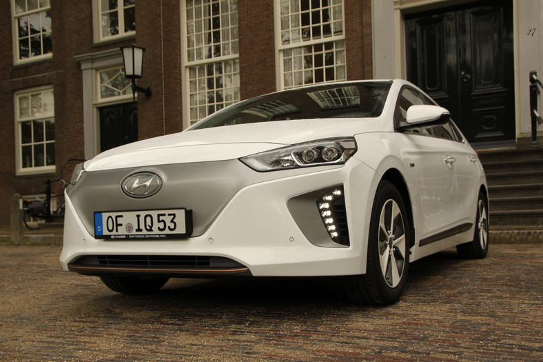 Hyundai Ioniq