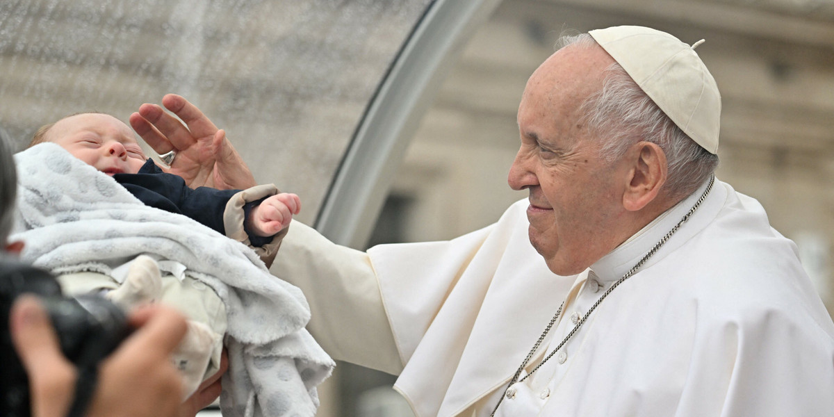 Papież widzi, że w wielu rodzinach to zwierzęta zastępują dzieci