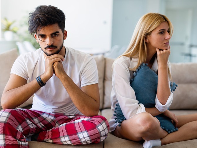 5 SUPTILNIH ZNAKOVA da će muškarac biti TOKSIČAN u vezi: Psiholozi UPOZORAVAJU da se ovako ponašaju problematični partneri