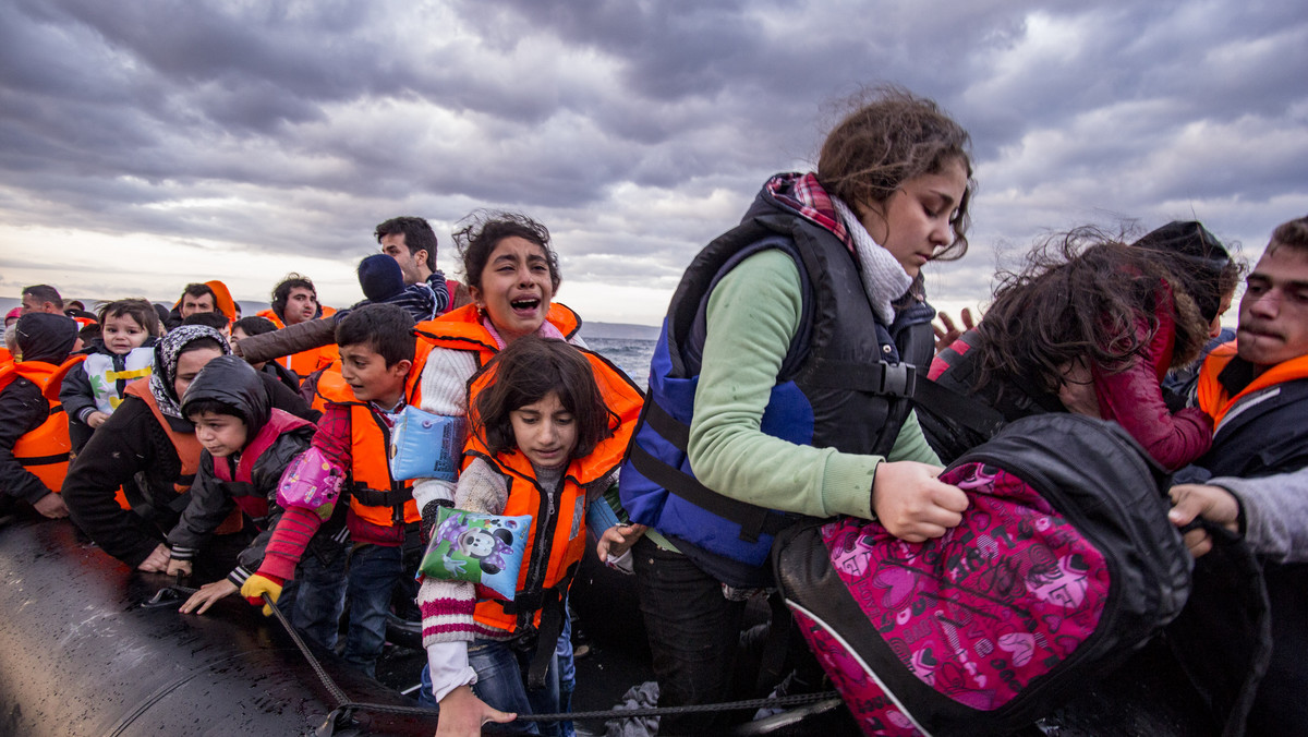 Włochy: 317 uratowanych na morzu migrantów jest na statku NGO