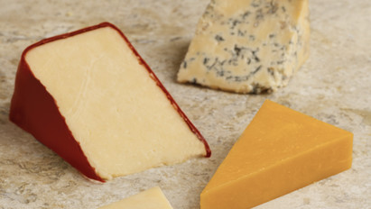 Vigyázzon, ezek a sajtok üvegdarabokat tartalmazhatnak! Ha vásárolt belőlük, semmiképp se fogyassza el