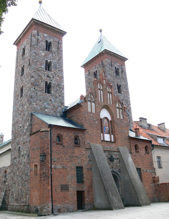 Klasztor w Czerwińsku nad Wisłą, fot. czerwinsk.pl