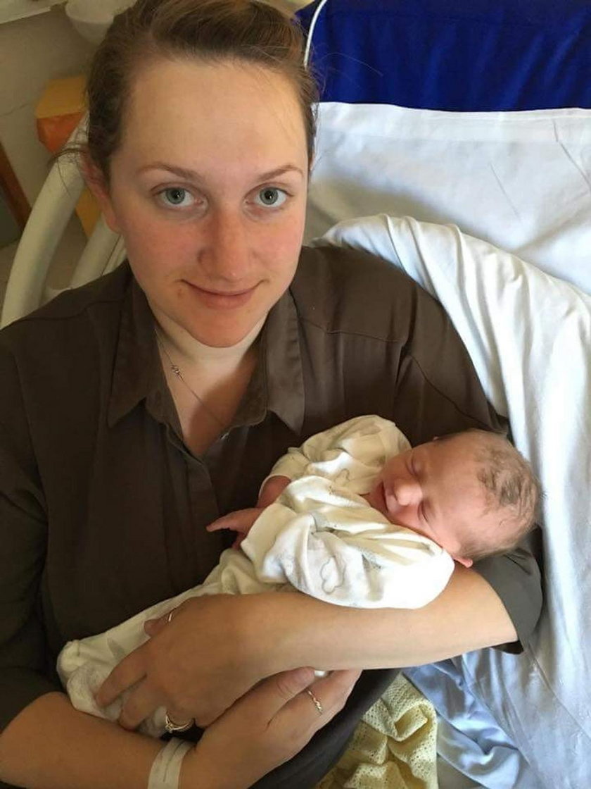 Jessica-Leigh Stubbins urodziła w szpitalnym korytarzu w mniej niż minutę