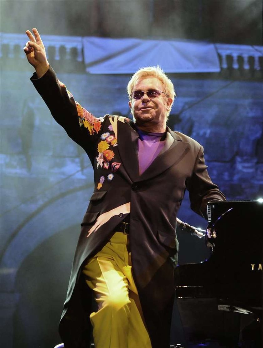 Elton John: to ja jestem ojcem