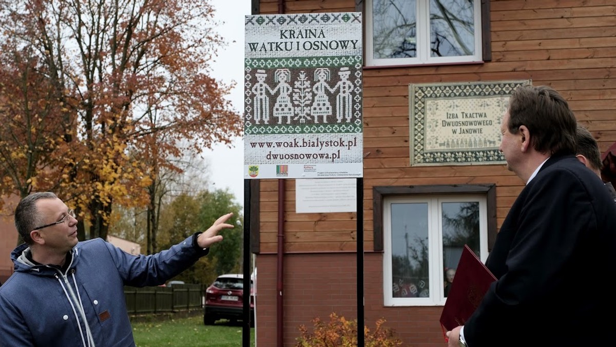 Niestety dopiero po wakacjach został w województwie podlaskim otwarty nowy, ciekawy szlak turystyczny "Kraina wątku i osnowy". Ten edukacyjny i turystyczny produkt skierowany jest do osób, które chcą zapoznać się z tradycją i wzornictwem tkanin dwuosnowowych.