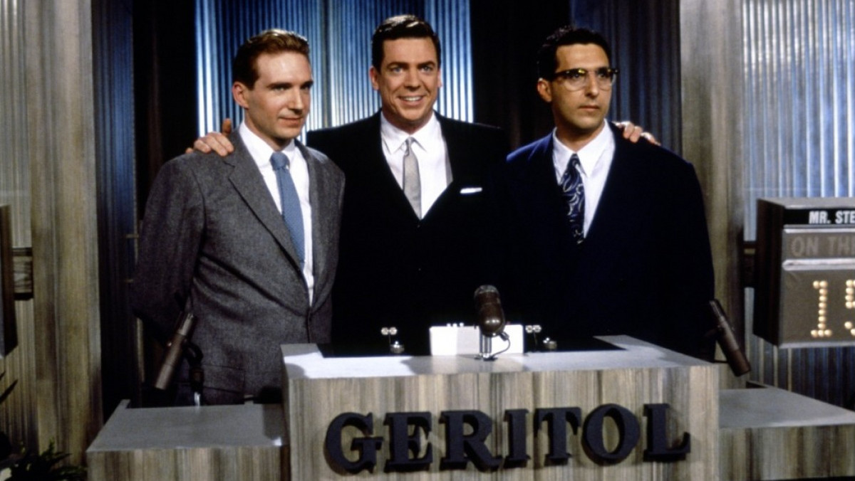 "Quiz Show", reżyseria: Robert Redford. Obsada: John Turturro, Rob Morrow, Ralph Fiennes, Paul Scofield. 1994.