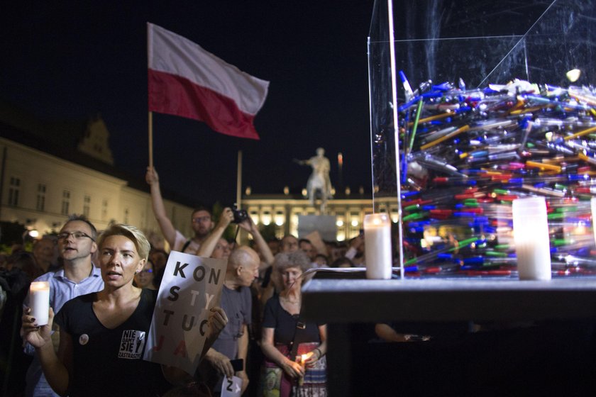 Demonstracje ws. sądów