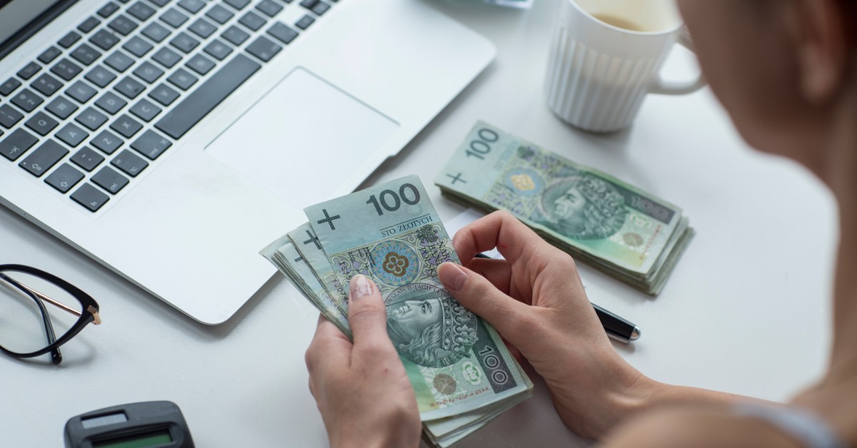 Kwota wolna od zajęcia komorniczego w 2026 r. – ile zostaje z pensji i co może zabrać komornik?