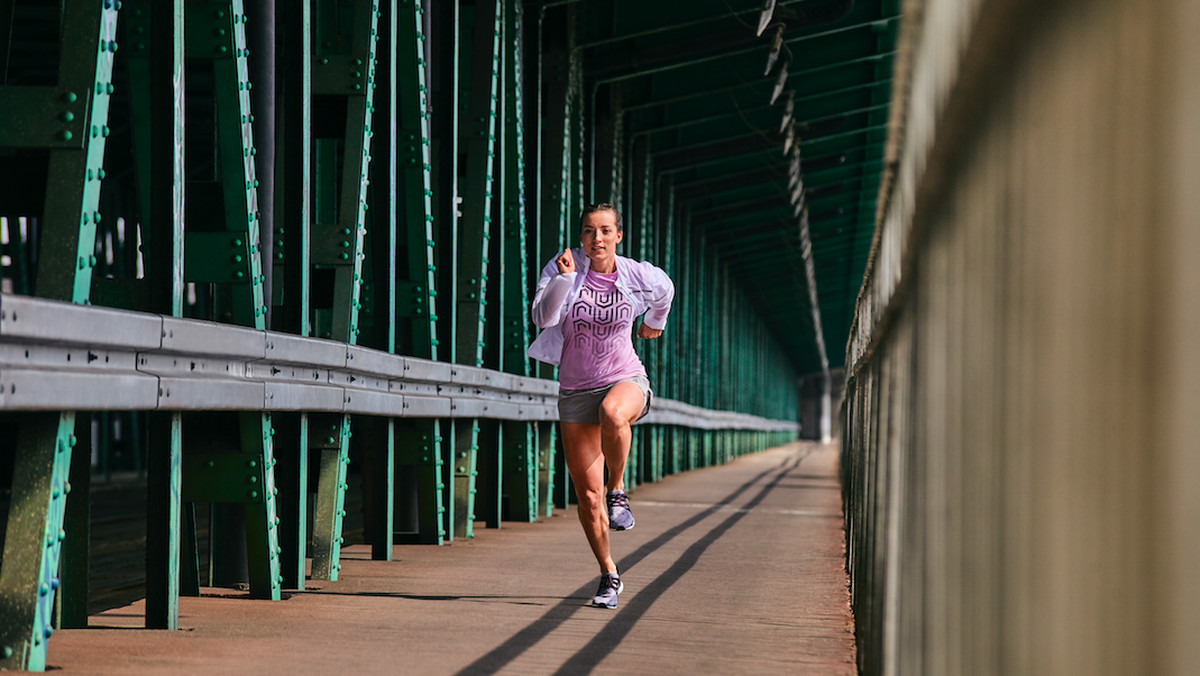 Najbardziej zaawansowany model biegowy od marki Reebok sprawdziły Ewelina Wyszczelska, Anna Łapińska i Dorota Zatke. Pasjonatki sportu opowiadają o tym, dlaczego buty Reebok FLOATRIDE sprawdzą się w treningu każdego biegacza.