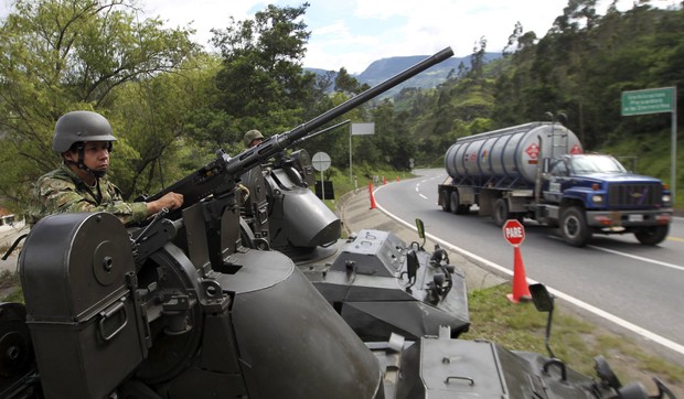 49652_kolumbija-vojska01-reuter-john-vizcaino