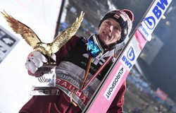 Kubacki skoczek z licencją pilota szybowcowego. Latanie ma we krwi [SYLWETKA]