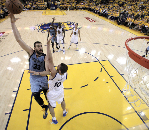 Liga NBA: Warriors prowadzą z Grizzlies 3:2 w play off