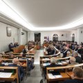 Senatorowie proponują, by opóźnić wejście w życie ważnej reformy VAT