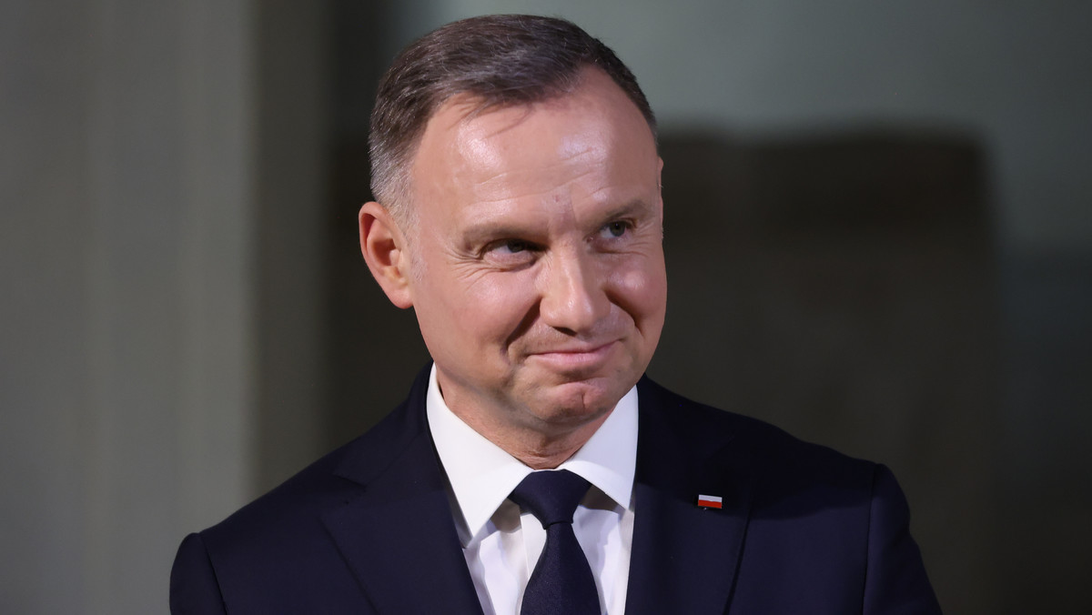 Andrzej Duda sypnął podwyżkami. Tyle zarabiają pracownicy Kancelarii Prezydenta
