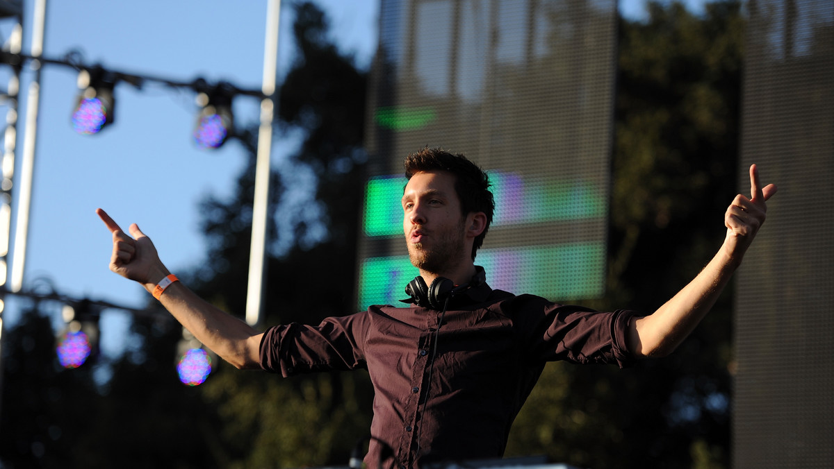 Calvin Harris i Example opublikowali wideo do wspólnego singla "We'll Be Coming Back".