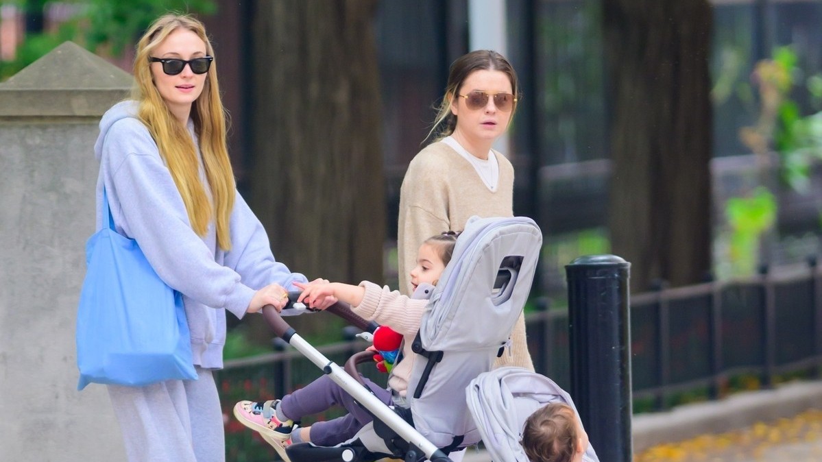 Herečka Sophie Turner je oddanou mamou dvoch malých dievčatiek. Na snímke v roku 2023.
