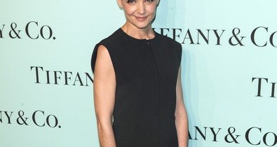 Imádnivalóan unalmas Katie Holmes