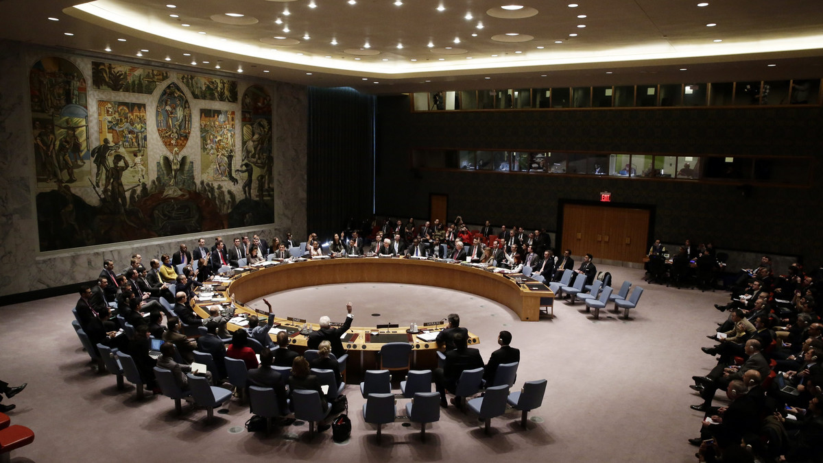 Chiny wstrzymały się od głosu podczas głosowania w siedzibie ONZ nad rezolucją potępiającą referendum ws.statusu należącego do Ukrainy Krymu, gdyż "sprzeciwiają się wszelkiej konfrontacji" i chcą "uniknąć eskalacji napięcia" - tłumaczyły w niedzielę władze.