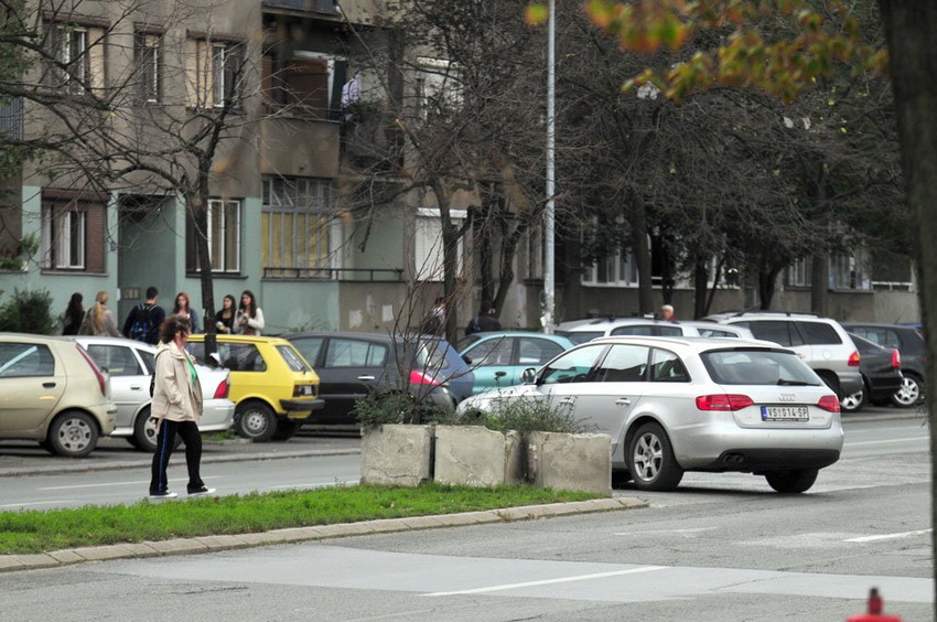 Vozači često prelaze punu liniju i dobijaju kazne