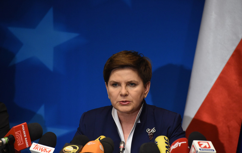 Szydło zapewniła, że Szałamacha cieszy się na razie jej pełnym zaufaniem.