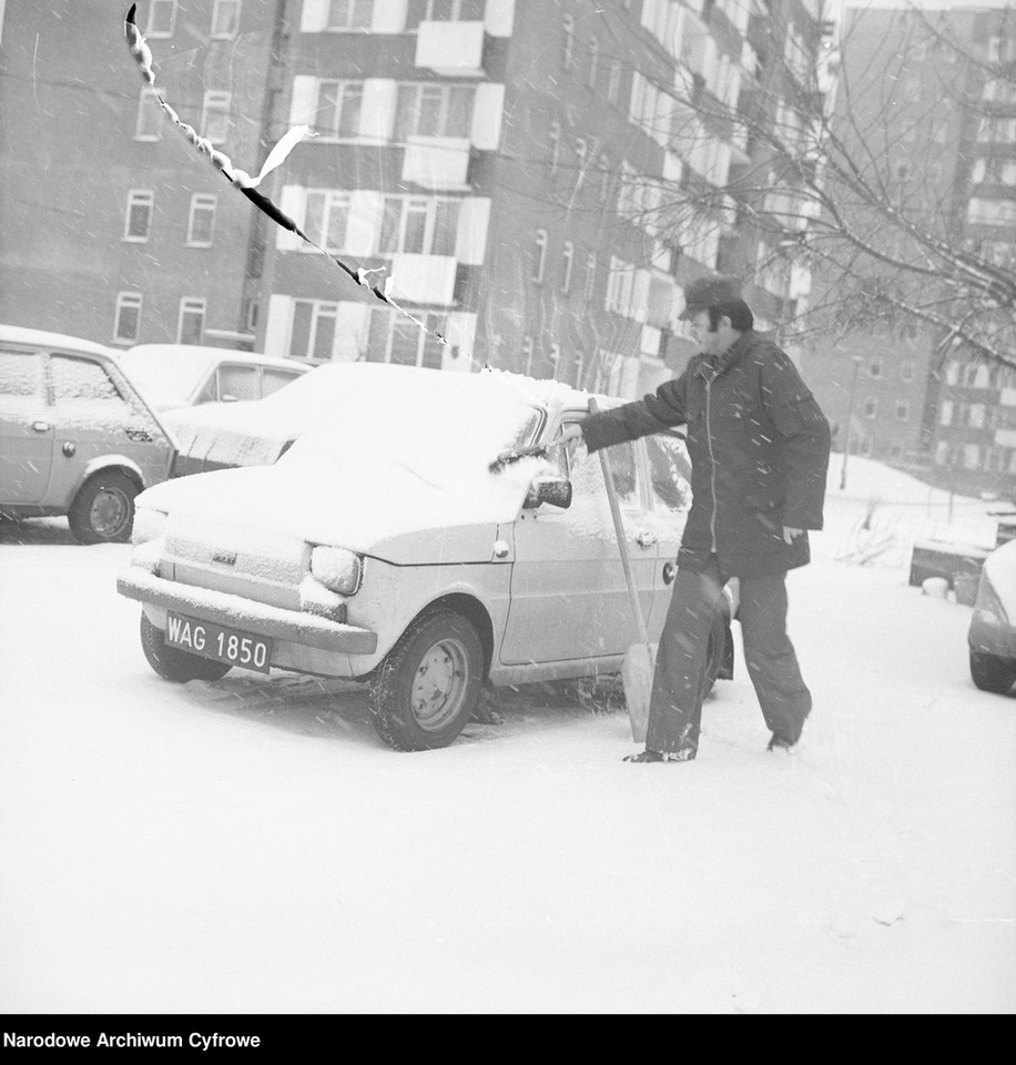 Kiedyś to były zimy! Najmroźniejsza pora roku w Polsce na archiwalnych zdjęciach