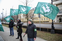 Lokalne polowania na ONR. Samorządowcy myślą jak zdelegalizować organizację