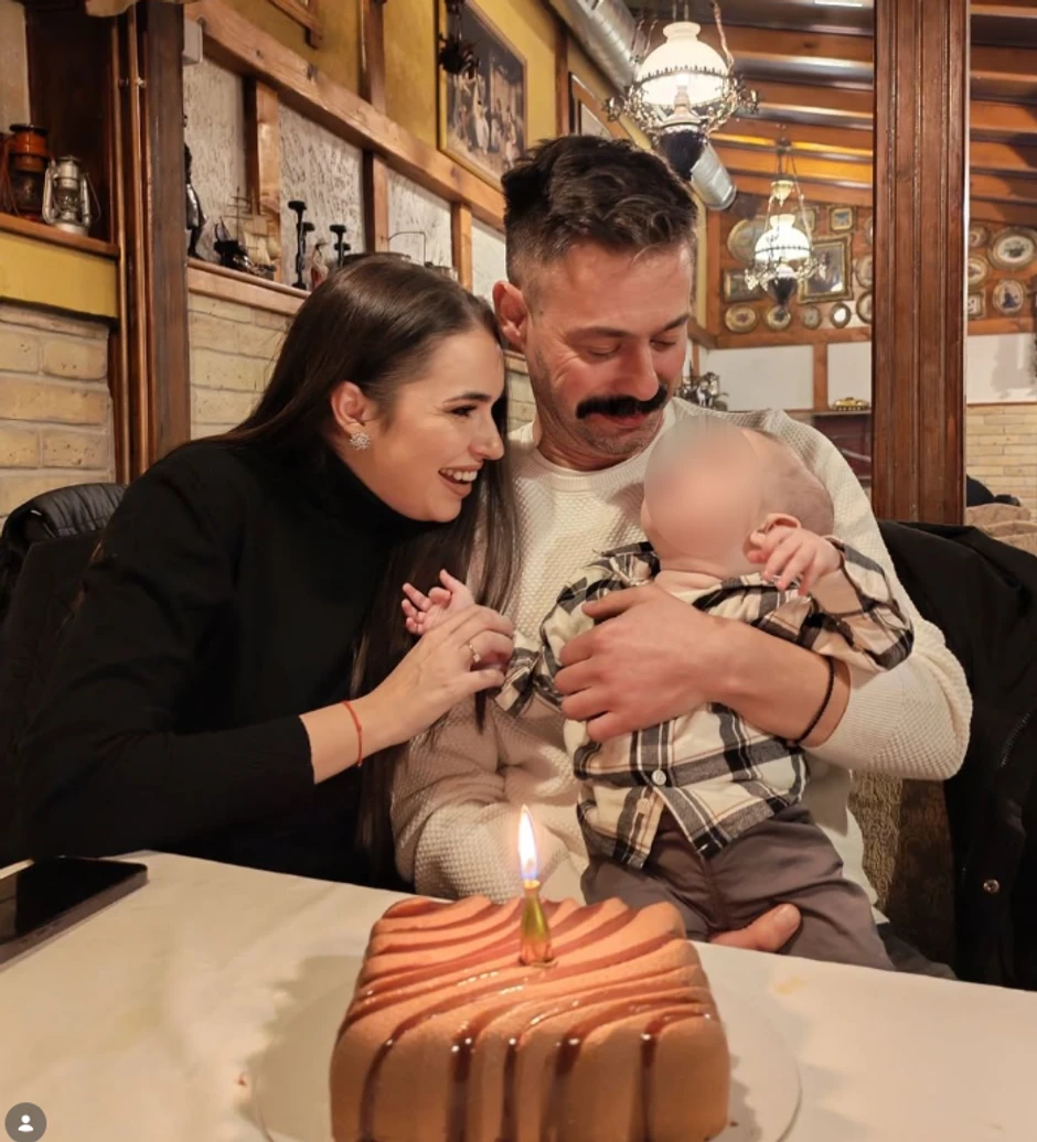 Milan Vasić sa sinom Despotom i ženom proslavio rođendan