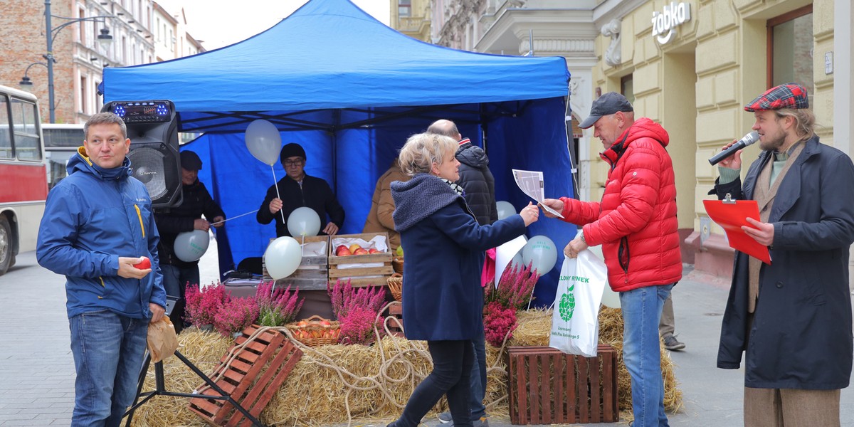 Impreza na Zielonej. W tle budowa tunelu średnicowego i stacji Łódź Śródmieście