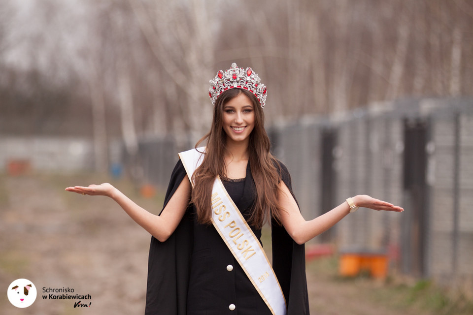 Miss Polski, Paulina Maziarz pomaga w schronisku w Korabiewicach