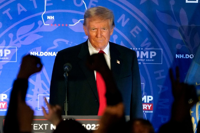 El candidato presidencial republicano, el ex presidente estadounidense Donald Trump, durante la campaña electoral en Portsmouth, New Hampshire, el 17 de enero de 2024.