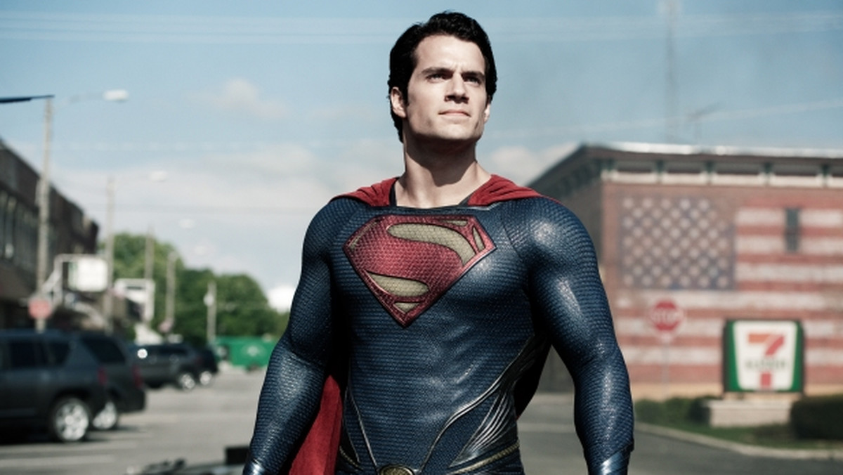 Najnowsza odsłona przygód Supermana — "Człowiek ze stali" — zarobiła już w kinach ponad 500 mln dol. W tym roku większe zyski przyniósł tylko film "Iron Man 3".